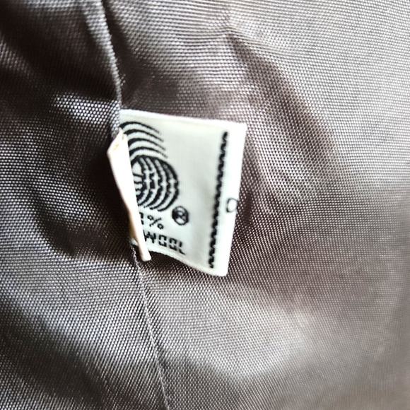 Vintage Saville Petite Gray Skirt Suit - Picture 14 of 15